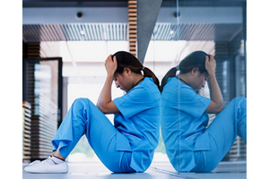 Twintig procent verpleeghuismedewerkers kampt met depressieve of burn-out klachten