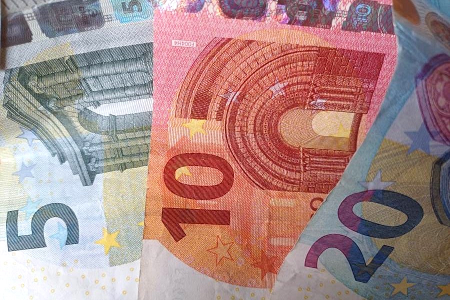 Grote instellingen doen het financieel ietsje beter