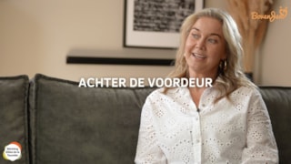 achter de voordeur
